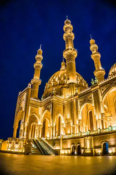 Haydar Camii, Bakü, Azerbaycan.