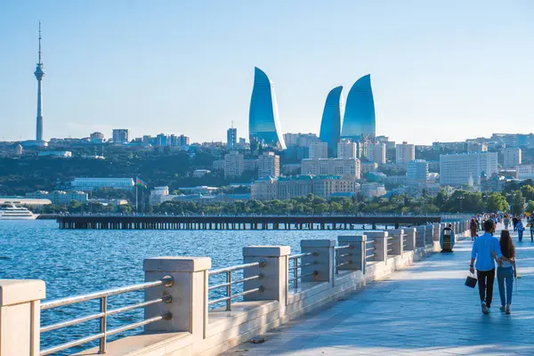 Bakü 'nün şehri. Seyahat konsepti.