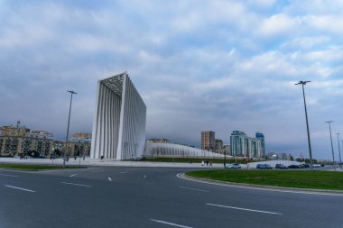 Fotoğraf, Zafer Parkı 'na yapılan bir ziyarette çekildi. Bakü, Azerbaycan.