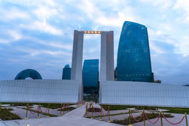 Fotoğraf, Zafer Parkı 'na yapılan bir ziyarette çekildi. Bakü, Azerbaycan.
