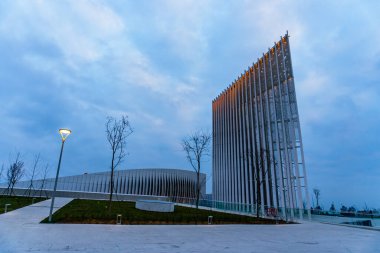 Fotoğraf, Zafer Parkı 'na yapılan bir ziyarette çekildi. Bakü, Azerbaycan.
