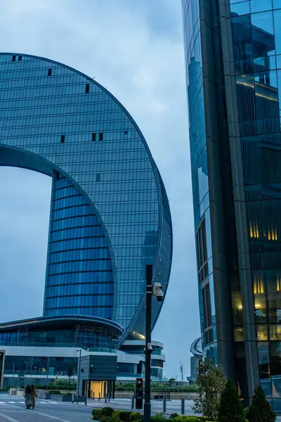 Fotoğraf Bakü, Azerbaycan 'da çekildi. Tatil ve seyahat kavramı.