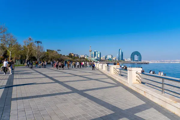Fotoğraf Bakü, Azerbaycan 'da çekildi. Tatil ve seyahat kavramı.