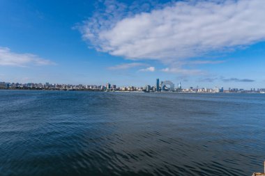 Bakü, seyahat etmek için çok güzel ve çarpıcı bir şehir. Tatil ziyareti fotoğrafı.
