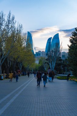 Bakü, seyahat etmek için çok güzel ve çarpıcı bir şehir. Tatil ziyareti fotoğrafı.