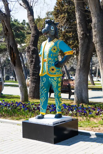 Azerbaycan 'ın başkenti Bakü' de Novruz havası hakim..