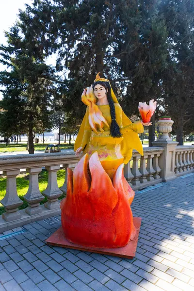 Azerbaycan 'ın başkenti Bakü' de Novruz havası hakim..