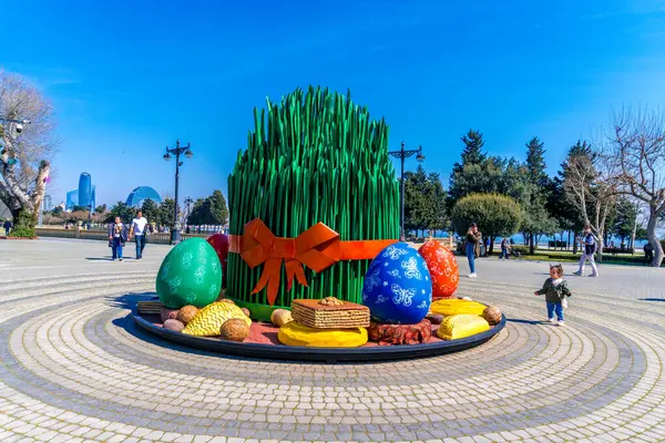 Semeni. Bakü Bulvarı 'nda Novruz havası var..