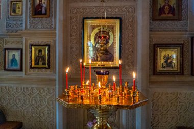 Hıristiyanlık, bir kilisede. Dini konsept fotoğraf. Bakü, Azerbaycan.