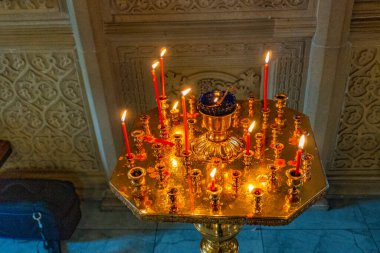 Hıristiyanlık, bir kilisede. Dini konsept fotoğraf. Bakü, Azerbaycan.