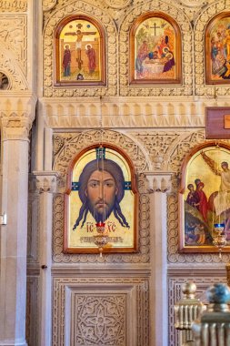 Hıristiyanlık, bir kilisede. Dini konsept fotoğraf. Bakü, Azerbaycan.