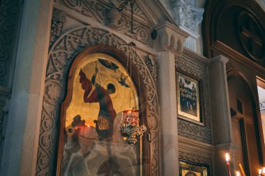 Hıristiyanlık, bir kilisede. Dini konsept fotoğraf. Bakü, Azerbaycan.