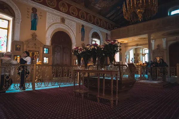 Hıristiyanlık, bir kilisede. Dini konsept fotoğraf. Bakü, Azerbaycan.