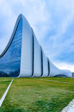 Heydar Aliyev Merkezi 'ne yaptığımız tatil ziyaretinden anılar geziyor. Bakü, Azerbaycan.