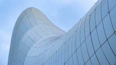 Heydar Aliyev Merkezi 'ne yaptığımız tatil ziyaretinden anılar geziyor. Bakü, Azerbaycan.