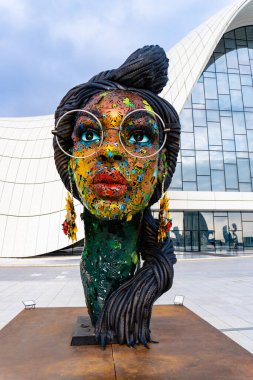 Heydar Aliyev Merkezi 'ne yaptığımız tatil ziyaretinden anılar geziyor. Bakü, Azerbaycan.