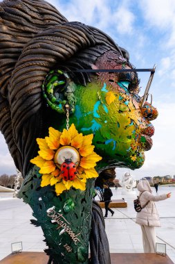 Heydar Aliyev Merkezi 'ne yaptığımız tatil ziyaretinden anılar geziyor. Bakü, Azerbaycan.