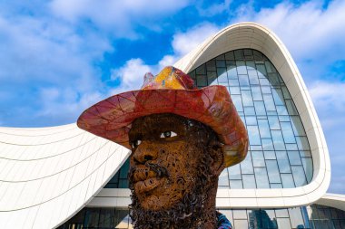 Heydar Aliyev Merkezi 'ne yaptığımız tatil ziyaretinden anılar geziyor. Bakü, Azerbaycan.