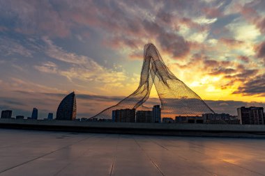 Heydar Aliyev Merkezi 'ne yaptığımız tatil ziyaretinden anılar geziyor. Bakü, Azerbaycan.