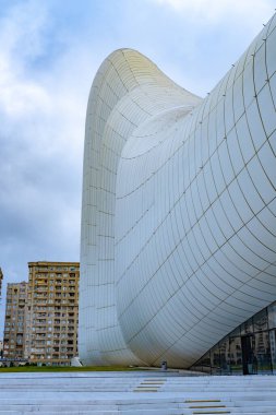 Heydar Aliyev Merkezi 'ne yaptığımız tatil ziyaretinden anılar geziyor. Bakü, Azerbaycan.