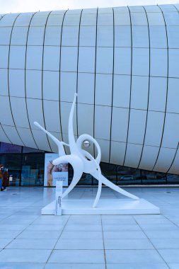 Heydar Aliyev Merkezi 'ne yaptığımız tatil ziyaretinden anılar geziyor. Bakü, Azerbaycan.