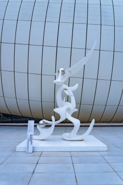 Heydar Aliyev Merkezi 'ne yaptığımız tatil ziyaretinden anılar geziyor. Bakü, Azerbaycan.