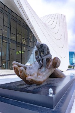 Heydar Aliyev Merkezi 'ne yaptığımız tatil ziyaretinden anılar geziyor. Bakü, Azerbaycan.