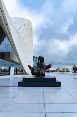 Heydar Aliyev Merkezi 'ne yaptığımız tatil ziyaretinden anılar geziyor. Bakü, Azerbaycan.