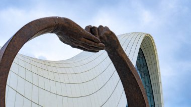 Heydar Aliyev Merkezi 'ne yaptığımız tatil ziyaretinden anılar geziyor. Bakü, Azerbaycan.