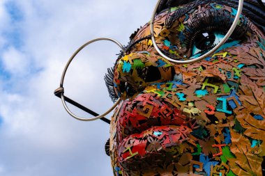 Heydar Aliyev Merkezi 'ne yaptığımız tatil ziyaretinden anılar geziyor. Bakü, Azerbaycan.