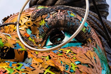 Heydar Aliyev Merkezi 'ne yaptığımız tatil ziyaretinden anılar geziyor. Bakü, Azerbaycan.