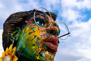 Heydar Aliyev Merkezi 'ne yaptığımız tatil ziyaretinden anılar geziyor. Bakü, Azerbaycan.