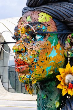 Heydar Aliyev Merkezi 'ne yaptığımız tatil ziyaretinden anılar geziyor. Bakü, Azerbaycan.