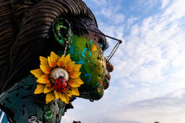 Heydar Aliyev Merkezi 'ne yaptığımız tatil ziyaretinden anılar geziyor. Bakü, Azerbaycan.