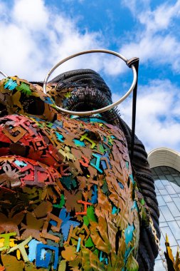 Heydar Aliyev Merkezi 'ne yaptığımız tatil ziyaretinden anılar geziyor. Bakü, Azerbaycan.