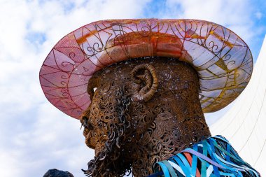 Heydar Aliyev Merkezi 'ne yaptığımız tatil ziyaretinden anılar geziyor. Bakü, Azerbaycan.