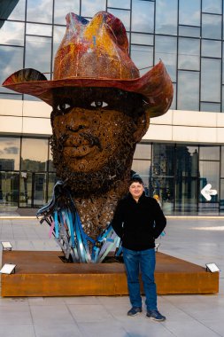 Heydar Aliyev Merkezi 'ne yaptığımız tatil ziyaretinden anılar geziyor. Bakü, Azerbaycan.