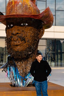 Heydar Aliyev Merkezi 'ne yaptığımız tatil ziyaretinden anılar geziyor. Bakü, Azerbaycan.