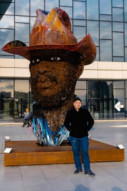 Heydar Aliyev Merkezi 'ne yaptığımız tatil ziyaretinden anılar geziyor. Bakü, Azerbaycan.
