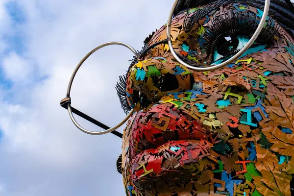 Heydar Aliyev Merkezi 'ne yaptığımız tatil ziyaretinden anılar geziyor. Bakü, Azerbaycan.