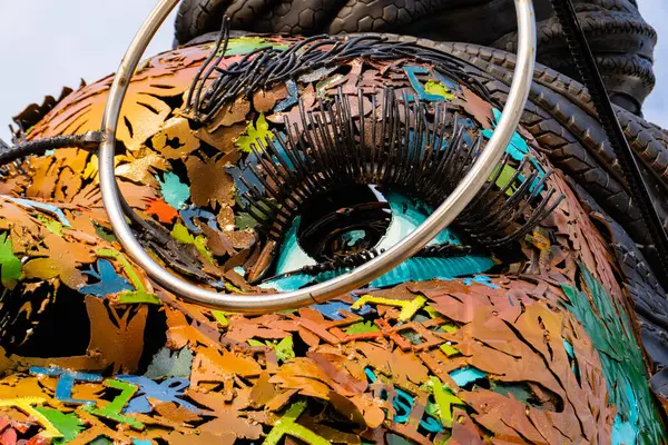 Heydar Aliyev Merkezi 'ne yaptığımız tatil ziyaretinden anılar geziyor. Bakü, Azerbaycan.