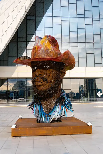 Heydar Aliyev Merkezi 'ne yaptığımız tatil ziyaretinden anılar geziyor. Bakü, Azerbaycan.