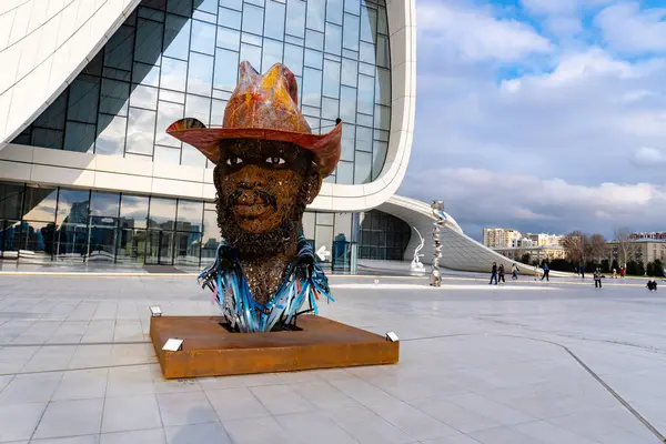 Heydar Aliyev Merkezi 'ne yaptığımız tatil ziyaretinden anılar geziyor. Bakü, Azerbaycan.