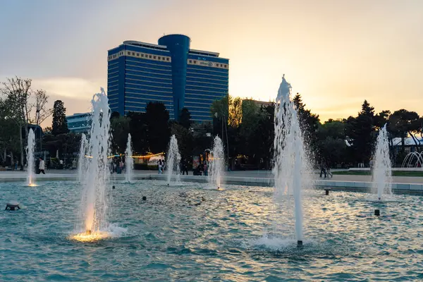 Bakü 'nün muhteşem şehir manzarası.