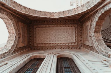 Azerbaycan, Bakü 'deki Heydar Camii. İslam, Ramazan ve din kavramı.