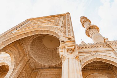 Azerbaycan, Bakü 'deki Heydar Camii. İslam, Ramazan ve din kavramı.
