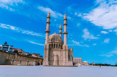 Azerbaycan, Bakü 'deki Heydar Camii. İslam, Ramazan ve din kavramı.