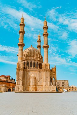 Azerbaycan, Bakü 'deki Heydar Camii. İslam, Ramazan ve din kavramı.