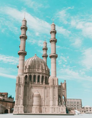 Azerbaycan, Bakü 'deki Heydar Camii. İslam, Ramazan ve din kavramı.