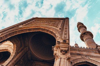 Azerbaycan, Bakü 'deki Heydar Camii. İslam, Ramazan ve din kavramı.